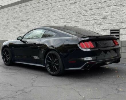 Черный Форд Мустанг, объемом двигателя 5 л и пробегом 72 тыс. км за 6100 $, фото 6 на Automoto.ua