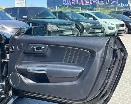 Чорний Форд Мустанг, об'ємом двигуна 2.3 л та пробігом 126 тис. км за 15690 $, фото 21 на Automoto.ua