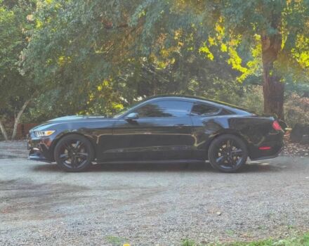 Чорний Форд Мустанг, об'ємом двигуна 2.3 л та пробігом 70 тис. км за 3350 $, фото 4 на Automoto.ua