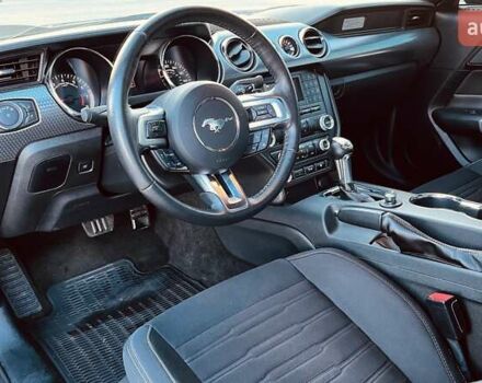 Чорний Форд Мустанг, об'ємом двигуна 2.26 л та пробігом 71 тис. км за 18500 $, фото 25 на Automoto.ua