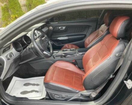 Чорний Форд Мустанг, об'ємом двигуна 5 л та пробігом 150 тис. км за 9000 $, фото 8 на Automoto.ua