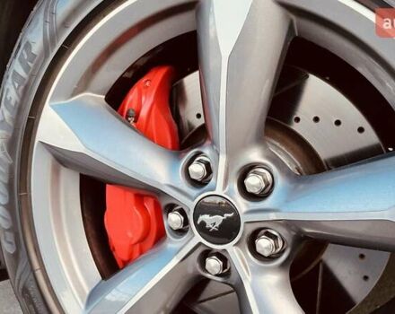 Чорний Форд Мустанг, об'ємом двигуна 2.26 л та пробігом 71 тис. км за 18500 $, фото 18 на Automoto.ua