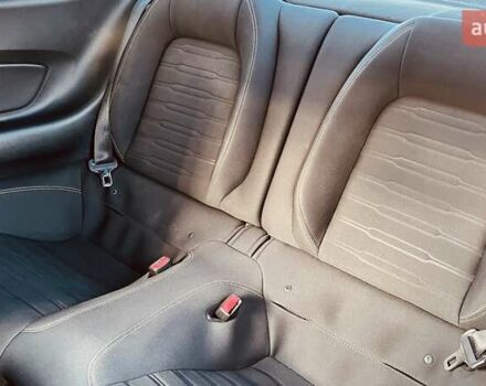 Чорний Форд Мустанг, об'ємом двигуна 2.26 л та пробігом 71 тис. км за 18500 $, фото 31 на Automoto.ua