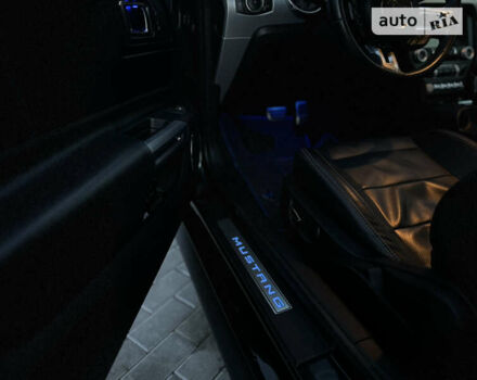 Форд Мустанг 2017 в Тячеве на Automoto.ua Черный Форд Мустанг, объемом двигателя 2.3 л и пробегом 99 тыс. км за 21000 $, фото 38 на Automoto.ua