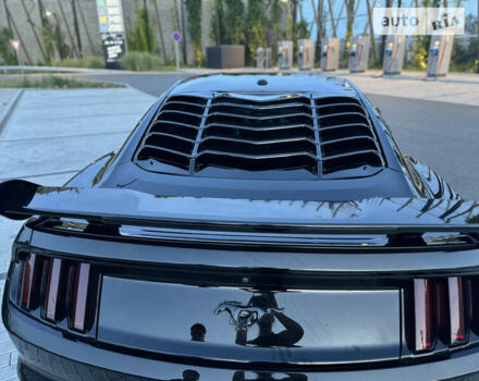 Форд Мустанг 2017 в Тячеве на Automoto.ua Черный Форд Мустанг, объемом двигателя 2.3 л и пробегом 99 тыс. км за 21000 $, фото 12 на Automoto.ua