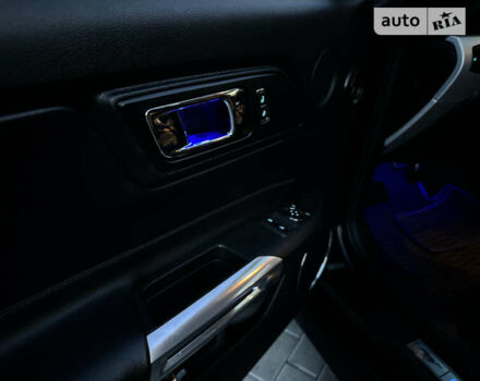 Форд Мустанг 2017 в Тячеве на Automoto.ua Черный Форд Мустанг, объемом двигателя 2.3 л и пробегом 99 тыс. км за 21000 $, фото 40 на Automoto.ua