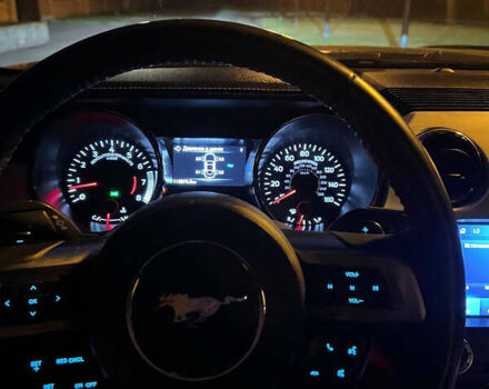 Форд Мустанг 2017 в Чернигове на Automoto.ua Черный Форд Мустанг, объемом двигателя 4.95 л и пробегом 113 тыс. км за 26800 $, фото 14 на Automoto.ua