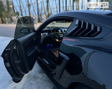 Форд Мустанг 2017 в Тячеве на Automoto.ua Черный Форд Мустанг, объемом двигателя 2.3 л и пробегом 99 тыс. км за 21000 $, фото 14 на Automoto.ua