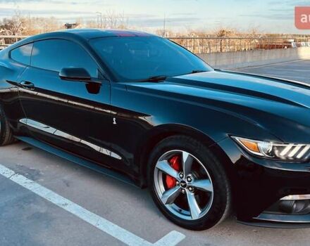 Чорний Форд Мустанг, об'ємом двигуна 2.26 л та пробігом 71 тис. км за 18500 $, фото 3 на Automoto.ua