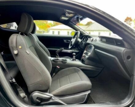 Чорний Форд Мустанг, об'ємом двигуна 3.7 л та пробігом 64 тис. км за 8100 $, фото 9 на Automoto.ua