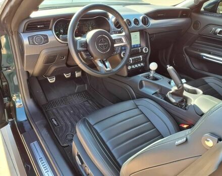 Черный Форд Мустанг, объемом двигателя 5 л и пробегом 44 тыс. км за 12500 $, фото 9 на Automoto.ua