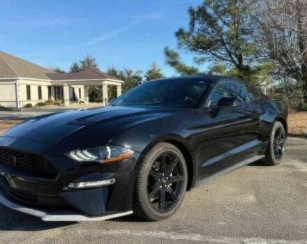 Черный Форд Мустанг, объемом двигателя 2.3 л и пробегом 99 тыс. км за 12500 $, фото 2 на Automoto.ua