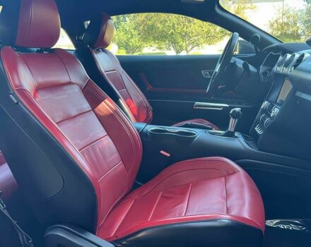 Форд Мустанг 2020 в Киеве на Automoto.ua Черный Форд Мустанг, объемом двигателя 2.3 л и пробегом 34 тыс. км за 5200 $, фото 10 на Automoto.ua