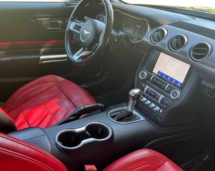 Форд Мустанг 2020 в Киеве на Automoto.ua Черный Форд Мустанг, объемом двигателя 2.3 л и пробегом 34 тыс. км за 5200 $, фото 8 на Automoto.ua