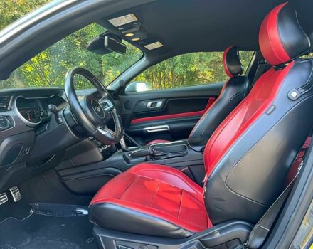 Форд Мустанг 2020 в Киеве на Automoto.ua Черный Форд Мустанг, объемом двигателя 2.3 л и пробегом 34 тыс. км за 5200 $, фото 5 на Automoto.ua