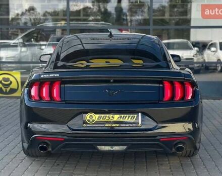 Черный Форд Мустанг, объемом двигателя 2.26 л и пробегом 65 тыс. км за 24800 $, фото 5 на Automoto.ua