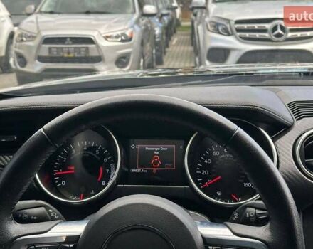 Черный Форд Мустанг, объемом двигателя 2.26 л и пробегом 65 тыс. км за 24800 $, фото 14 на Automoto.ua