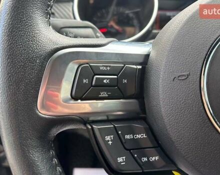 Черный Форд Мустанг, объемом двигателя 2.26 л и пробегом 65 тыс. км за 24800 $, фото 12 на Automoto.ua