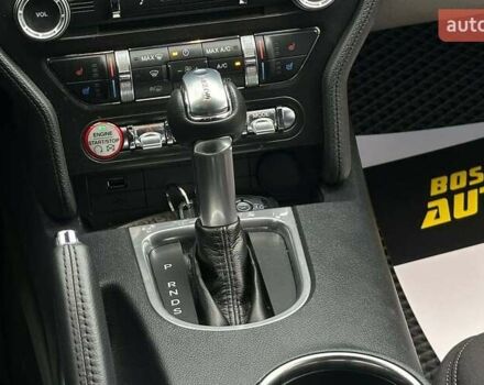 Черный Форд Мустанг, объемом двигателя 2.26 л и пробегом 65 тыс. км за 24800 $, фото 18 на Automoto.ua