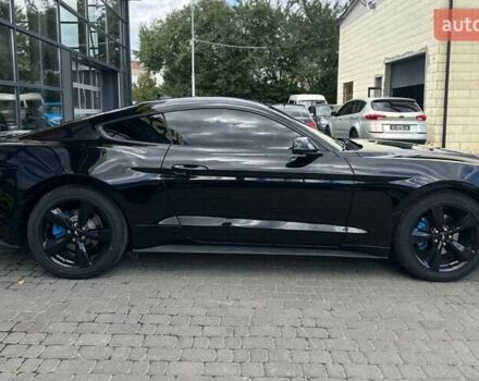 Черный Форд Мустанг, объемом двигателя 2.26 л и пробегом 65 тыс. км за 24800 $, фото 7 на Automoto.ua