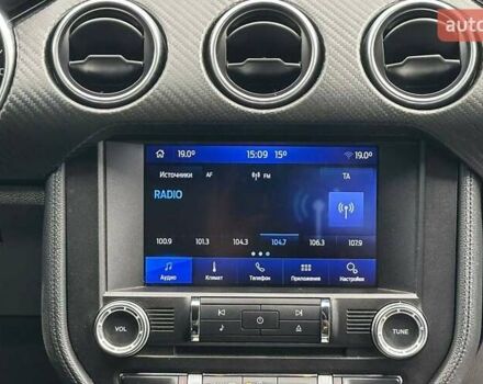 Черный Форд Мустанг, объемом двигателя 2.26 л и пробегом 65 тыс. км за 24800 $, фото 19 на Automoto.ua