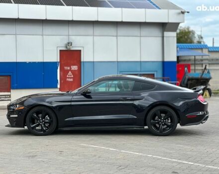 Черный Форд Мустанг, объемом двигателя 2.3 л и пробегом 22 тыс. км за 28940 $, фото 7 на Automoto.ua