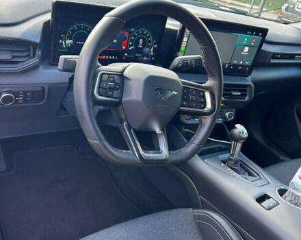 Черный Форд Мустанг, объемом двигателя 2.26 л и пробегом 23 тыс. км за 39500 $, фото 11 на Automoto.ua