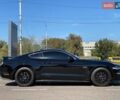Черный Форд Мустанг, объемом двигателя 5.04 л и пробегом 1 тыс. км за 52000 $, фото 2 на Automoto.ua