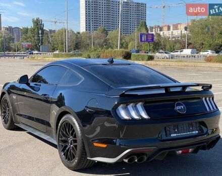 Черный Форд Мустанг, объемом двигателя 5.04 л и пробегом 1 тыс. км за 52000 $, фото 1 на Automoto.ua