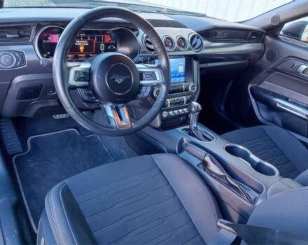 Черный Форд Мустанг, объемом двигателя 5 л и пробегом 15 тыс. км за 11500 $, фото 7 на Automoto.ua