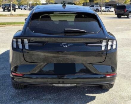Форд Мустанг 2021 в Тернополе на Automoto.ua Черный Форд Мустанг, объемом двигателя 0 л и пробегом 25 тыс. км за 12000 $, фото 4 на Automoto.ua