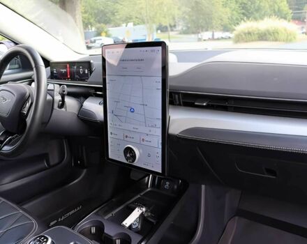 Черный Форд Мустанг, объемом двигателя 0 л и пробегом 19 тыс. км за 10100 $, фото 9 на Automoto.ua