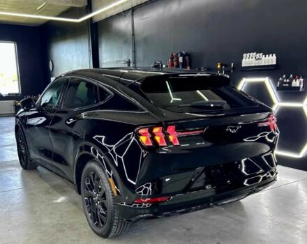 Черный Форд Мустанг, объемом двигателя 0 л и пробегом 24 тыс. км за 23599 $, фото 2 на Automoto.ua