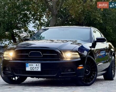 Черный Форд Мустанг, объемом двигателя 3.7 л и пробегом 237 тыс. км за 11999 $, фото 1 на Automoto.ua