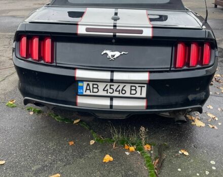 Черный Форд Мустанг, объемом двигателя 2.3 л и пробегом 120 тыс. км за 5000 $, фото 1 на Automoto.ua
