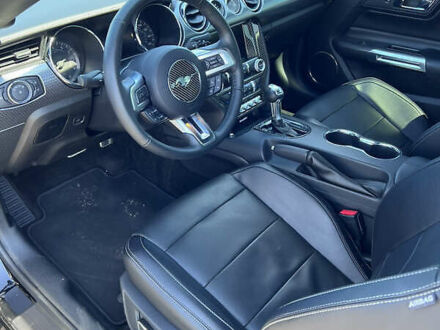 Чорний Форд Мустанг, об'ємом двигуна 2.26 л та пробігом 75 тис. км за 12700 $, фото 1 на Automoto.ua