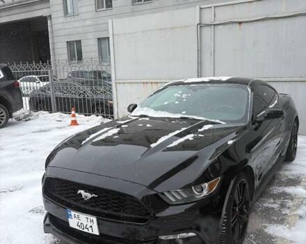 Черный Форд Мустанг, объемом двигателя 2.26 л и пробегом 122 тыс. км за 15900 $, фото 1 на Automoto.ua