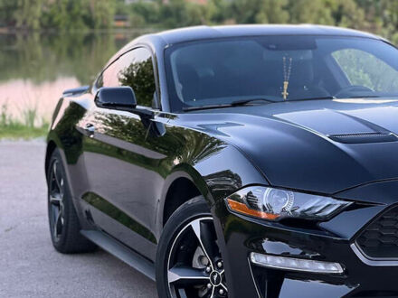 Форд Мустанг 2018 у Києві на Automoto.ua Чорний Форд Мустанг, об'ємом двигуна 2.3 л та пробігом 72 тис. км за 22500 $, фото 1 на Automoto.ua