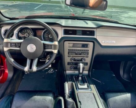 Красный Форд Мустанг, объемом двигателя 3.7 л и пробегом 86 тыс. км за 9800 $, фото 7 на Automoto.ua