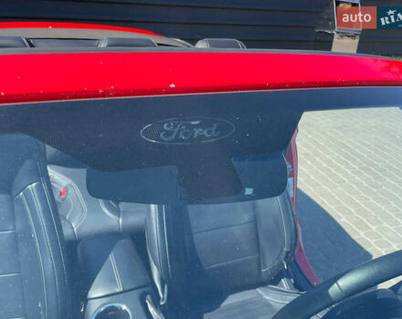 Красный Форд Мустанг, объемом двигателя 2.3 л и пробегом 235 тыс. км за 16900 $, фото 86 на Automoto.ua