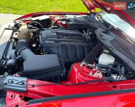 Красный Форд Мустанг, объемом двигателя 2.3 л и пробегом 235 тыс. км за 16900 $, фото 49 на Automoto.ua