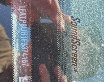 Красный Форд Мустанг, объемом двигателя 2.3 л и пробегом 235 тыс. км за 16900 $, фото 85 на Automoto.ua