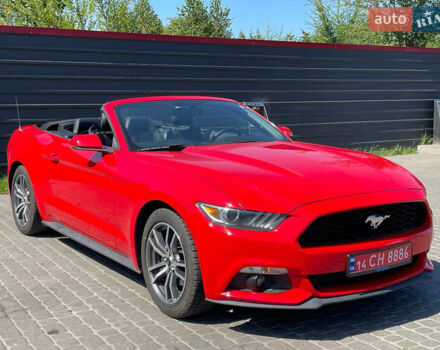 Красный Форд Мустанг, объемом двигателя 2.3 л и пробегом 235 тыс. км за 16900 $, фото 4 на Automoto.ua