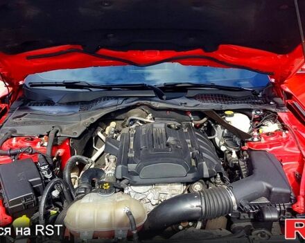 Красный Форд Мустанг, объемом двигателя 2.3 л и пробегом 41 тыс. км за 22000 $, фото 11 на Automoto.ua