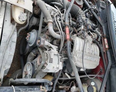 Красный Форд Мустанг, объемом двигателя 3.8 л и пробегом 120 тыс. км за 2450 $, фото 5 на Automoto.ua