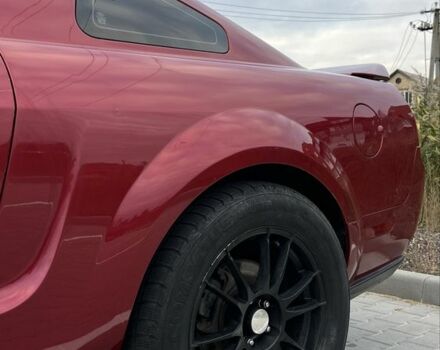 Форд Мустанг 2006 в Вишневом на Automoto.ua Красный Форд Мустанг, объемом двигателя 4.6 л и пробегом 110 тыс. км за 10500 $, фото 5 на Automoto.ua