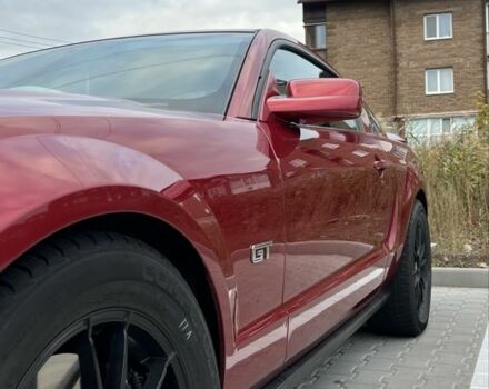 Форд Мустанг 2006 в Вишневом на Automoto.ua Красный Форд Мустанг, объемом двигателя 4.6 л и пробегом 110 тыс. км за 10500 $, фото 4 на Automoto.ua
