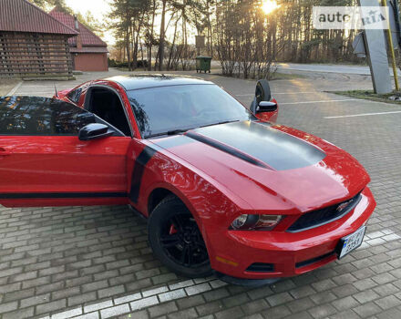 Червоний Форд Мустанг, об'ємом двигуна 4 л та пробігом 152 тис. км за 11900 $, фото 22 на Automoto.ua