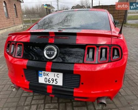 Красный Форд Мустанг, объемом двигателя 5 л и пробегом 76 тыс. км за 23000 $, фото 3 на Automoto.ua