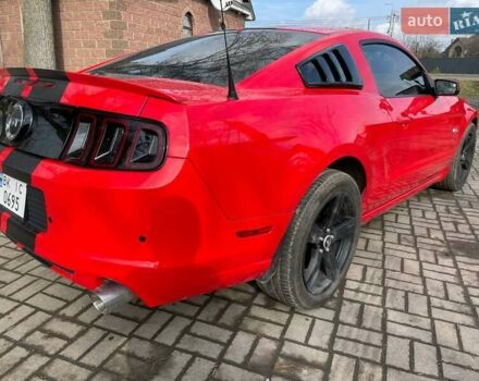 Красный Форд Мустанг, объемом двигателя 5 л и пробегом 76 тыс. км за 23000 $, фото 6 на Automoto.ua